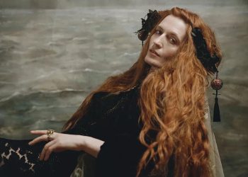 Florence + The Machine | Após quatro anos, “Dance Fever” é a catarse pós-pandêmica da banda.