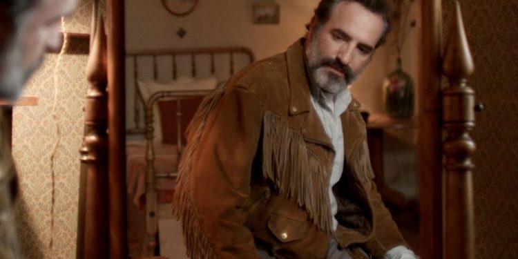 Deerskin: A Jaqueta de Couro de Cervo | Crítica