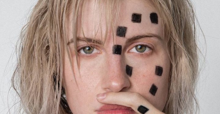 Hayley Williams | A sentimentalidade de “Petals for Armor”, primeiro disco solo da cantora