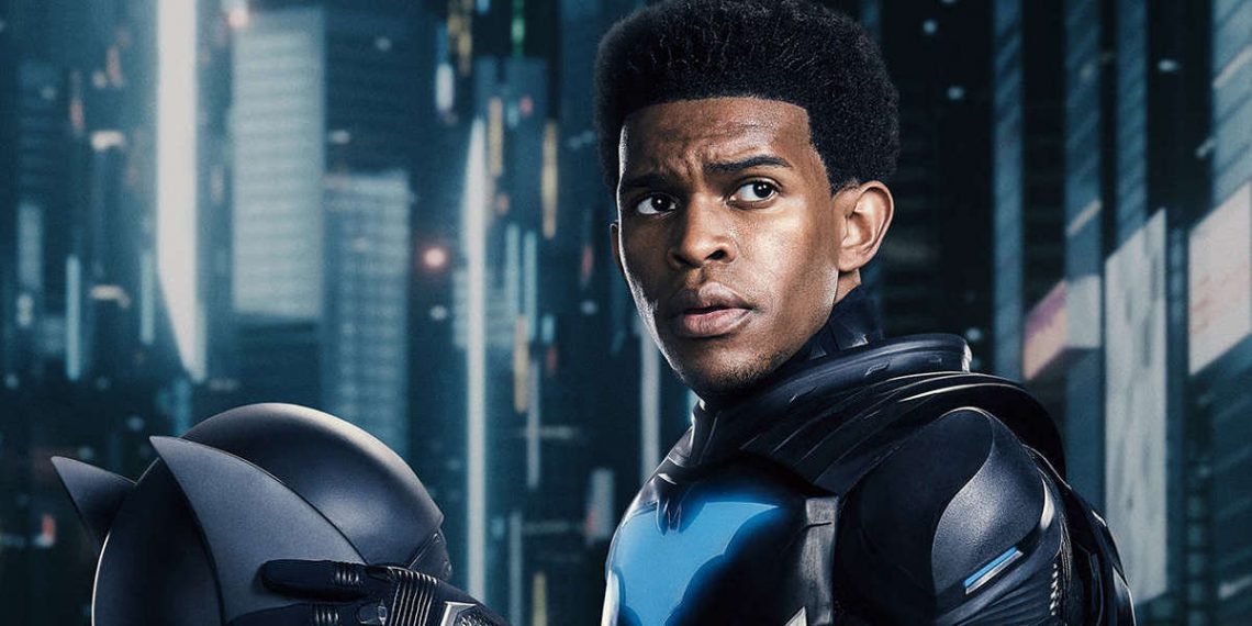 DC FanDome | Primeira olhada de Batwing em nova temporada de Batwoman