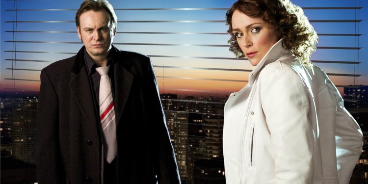 Crítica | Ashe to Ashes