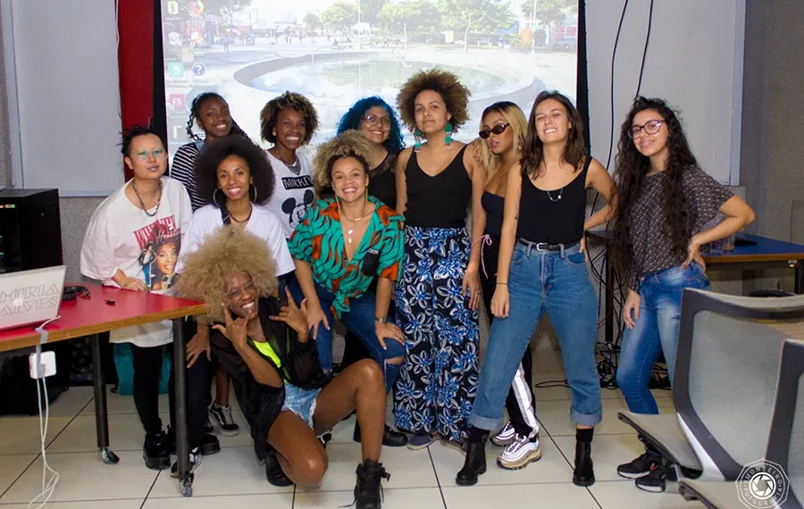 Escola itinerante de DJ para mulheres, Todas Podem Mixar Tour começa em agosto