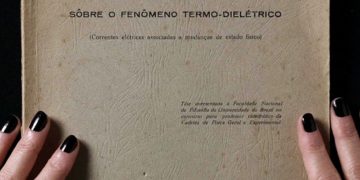 Crítica | Termodielétrico