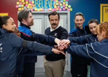 Crítica – Quarta Temporada | Ted Lasso continua sendo uma série essencial pra vida